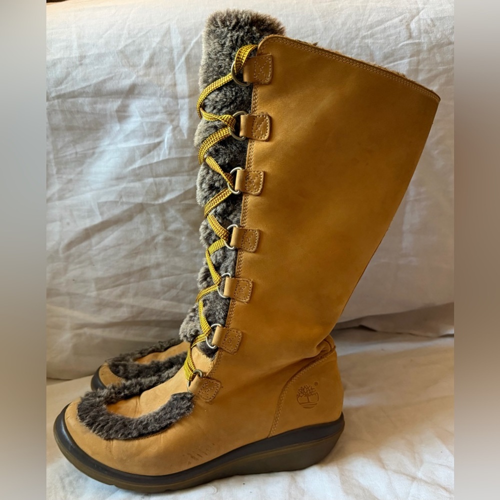 Timberland Women's Mid Calf Lace Up Boots 84387 Leather Faux Fur Sz 7M